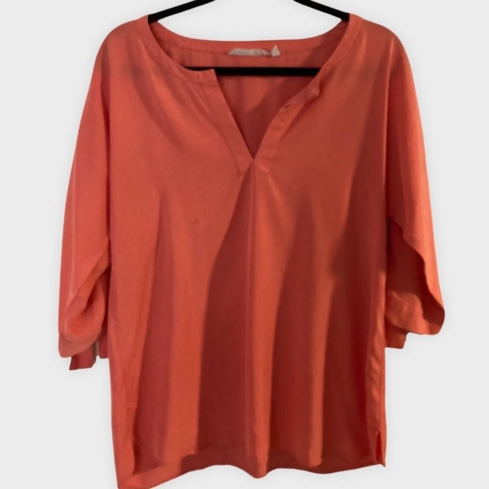 Soft Surrounding Coral 3/4 Sleeve Tunic
